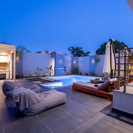 Μr & Μrs Grey Luxury Villas Ambelokipoi  ภายนอก รูปภาพ