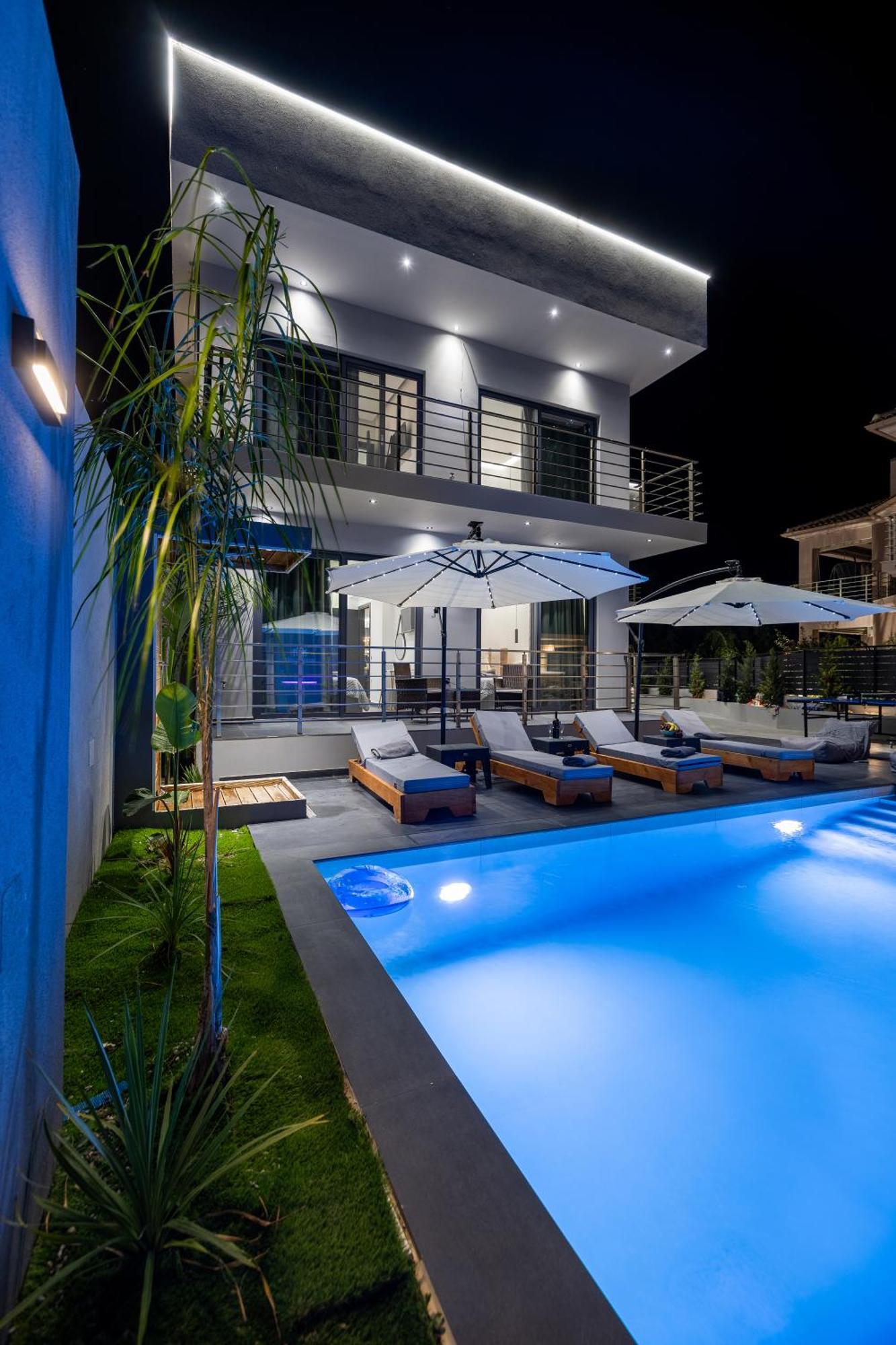 Μr & Μrs Grey Luxury Villas Ambelokipoi  ภายนอก รูปภาพ